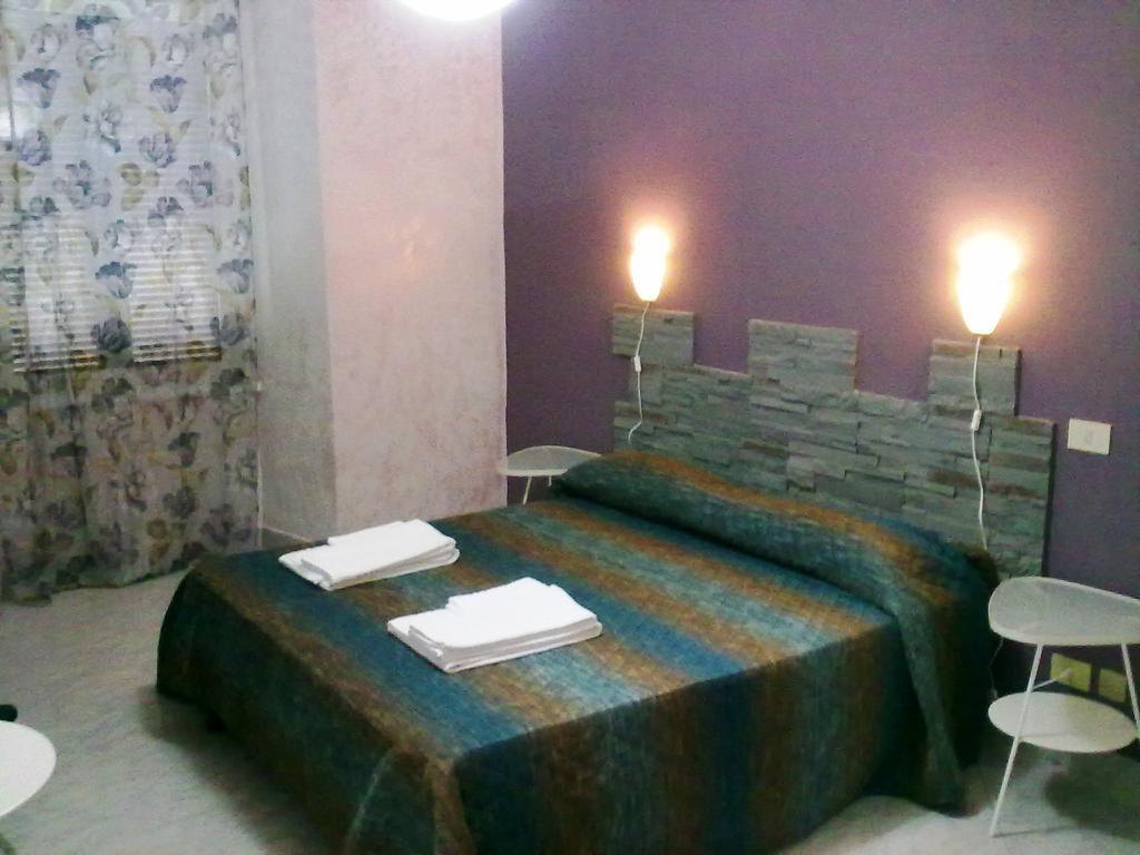 Gigi Holiday Rooms Rom Exterior foto