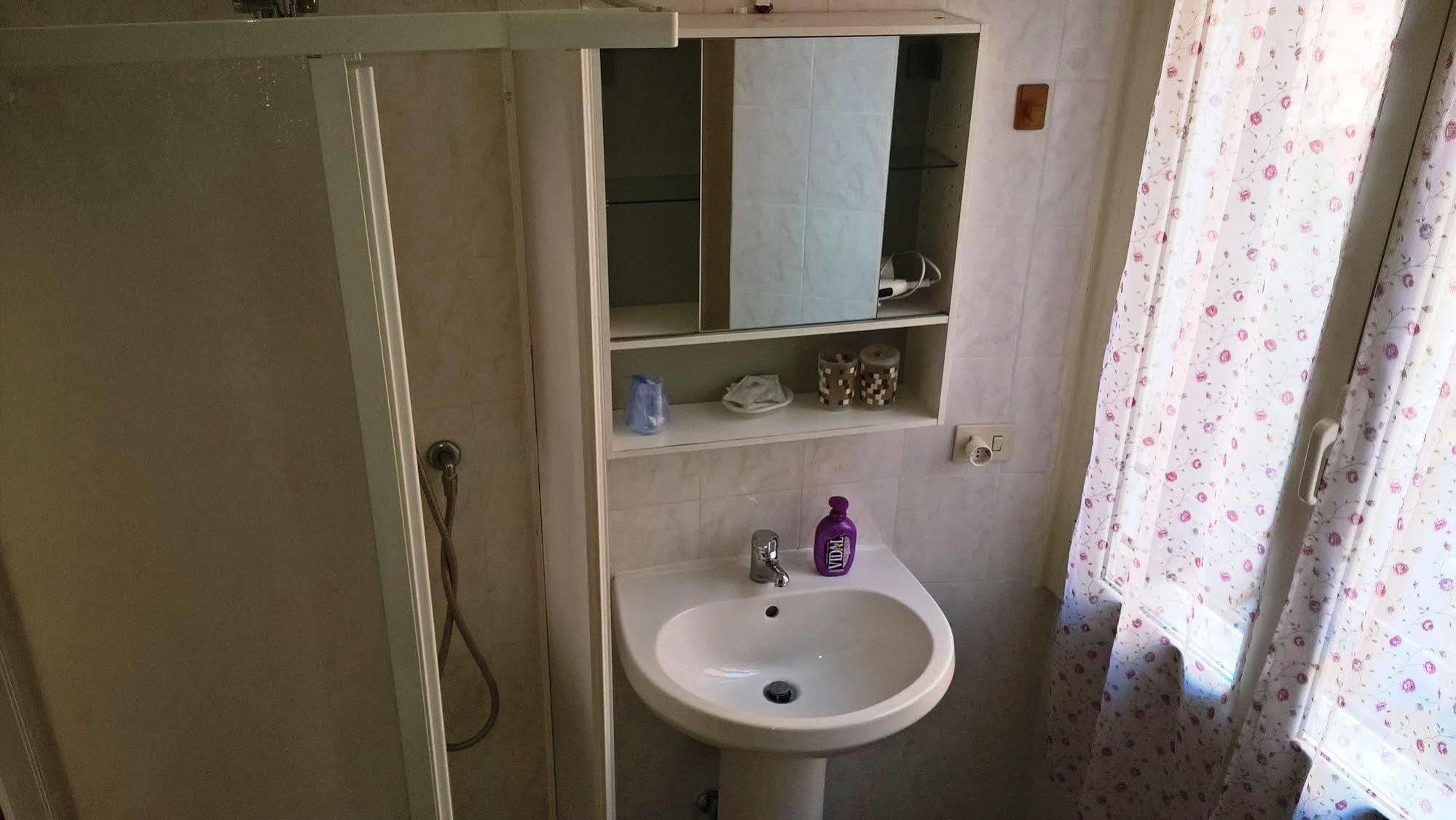 Gigi Holiday Rooms Rom Exterior foto