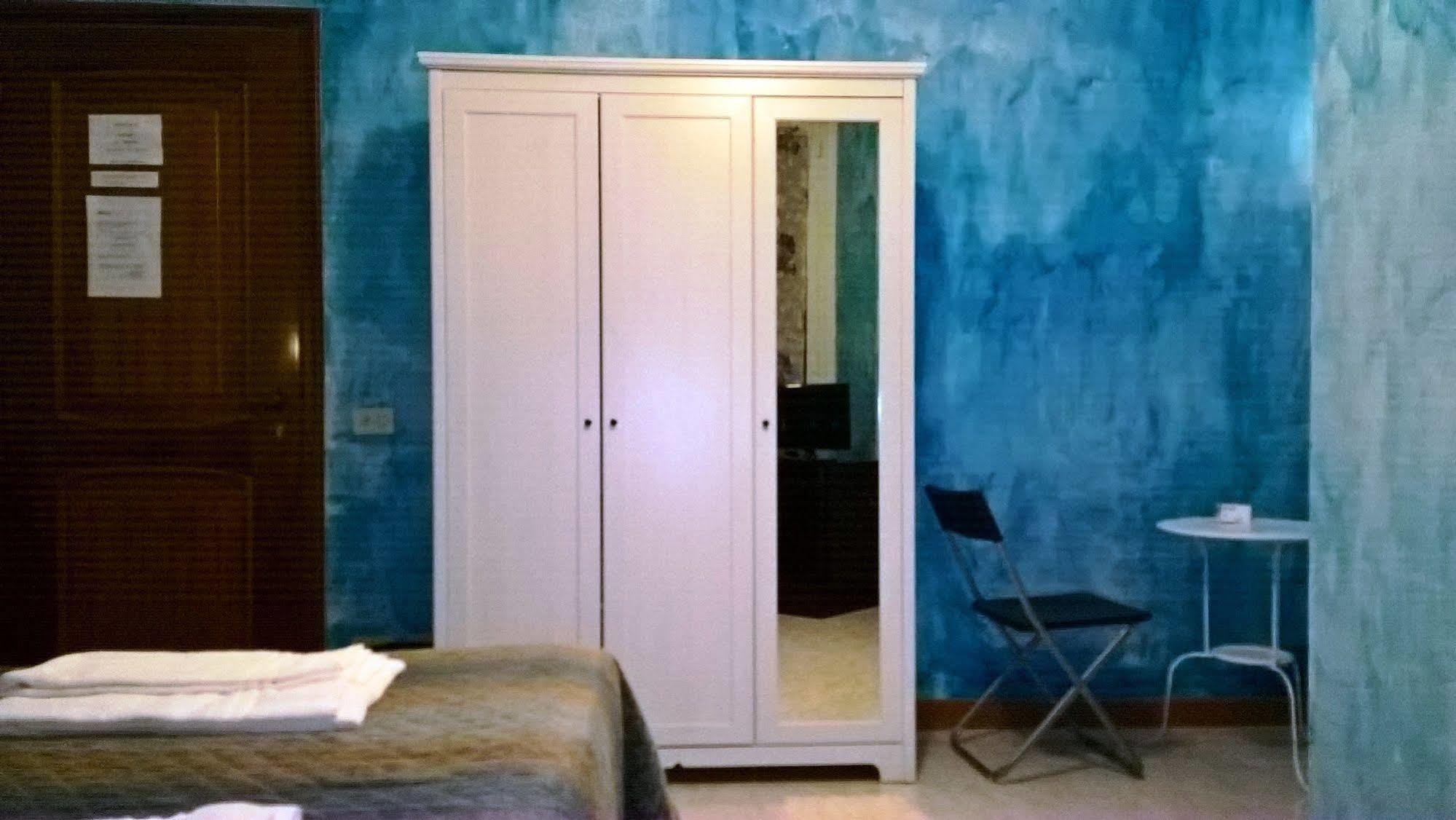 Gigi Holiday Rooms Rom Exterior foto