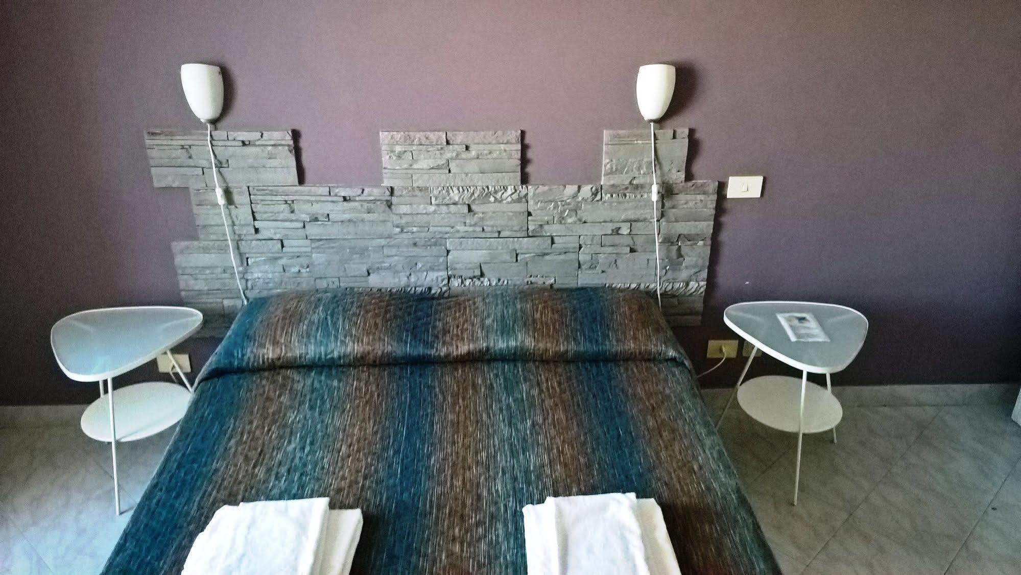 Gigi Holiday Rooms Rom Exterior foto